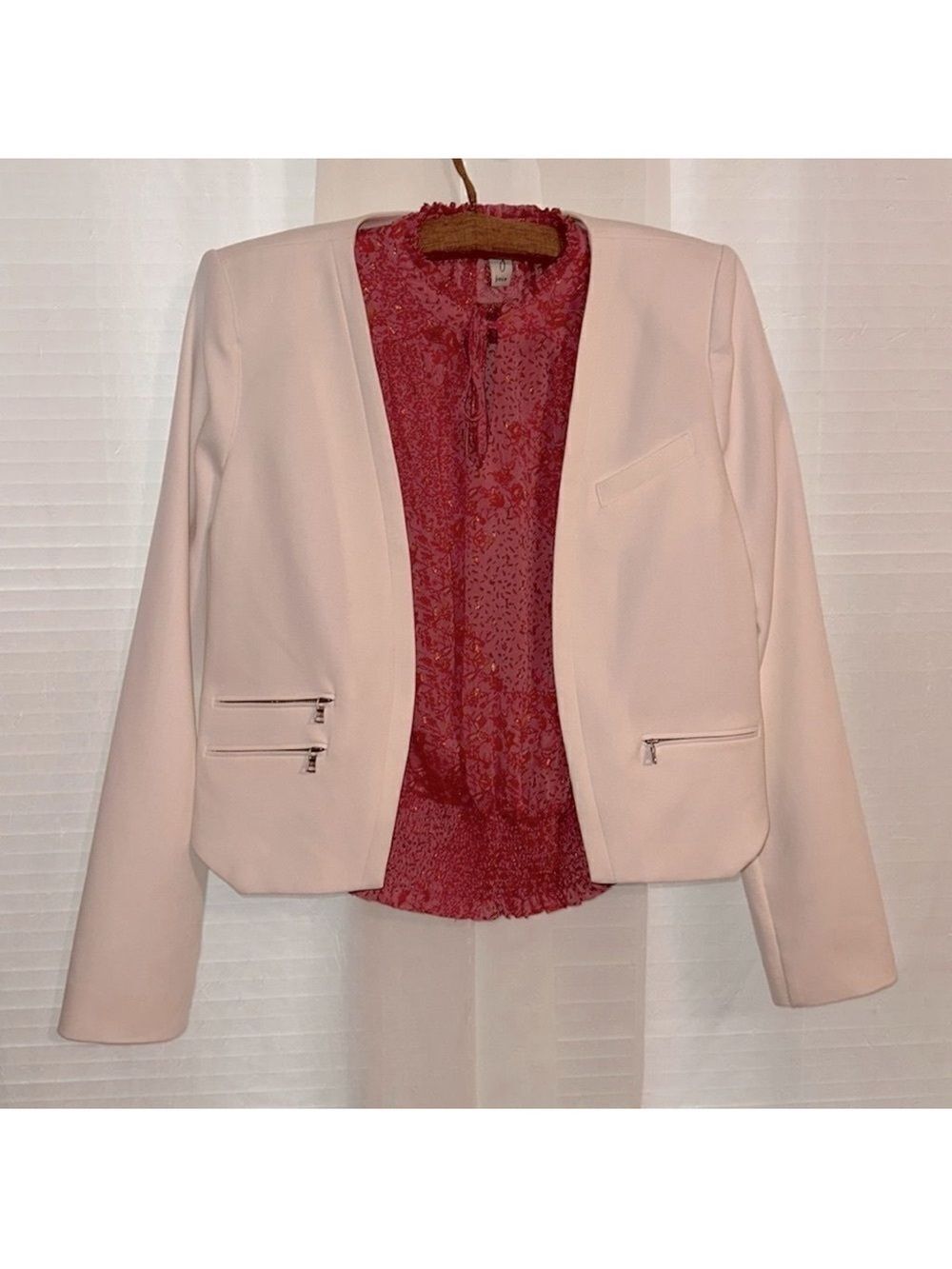 BCBG L Off-White Profesional Crop Asymmetrical Open Front Blazer Jacket